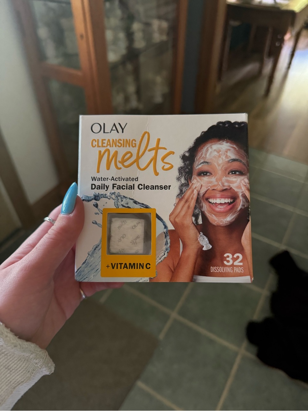 OLAY Cleansing Melts Daily Facial Cleanser